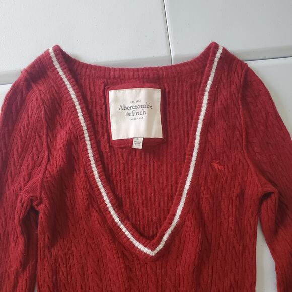 Y2K Abercrombie & Fitch Sweater Womens Large Red Cable Knit Deep V-Neck Long - Picture 2 of 8